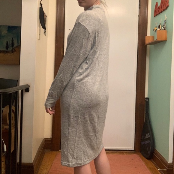 [SOLD] Soft long sleeve mock neck heather grey dress - Picture 6 of 8